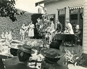 Kindergarten prize giving, 1948.